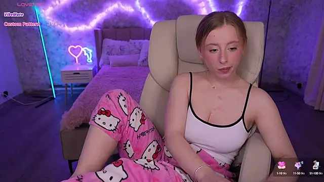 SilverrMoon online show from 02/25/25, 11:11