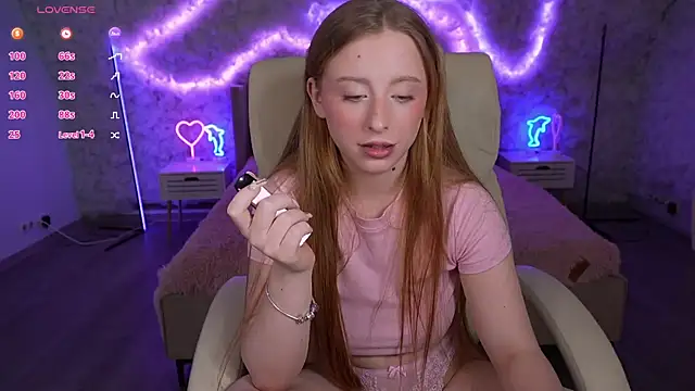 SilverrMoon online show from 03/03/25, 11:14