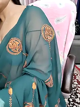 Snapshot of Cute-Raashii chatting on 04/03/26, 11:14 Cute-Raashii online show from 04/03/26, 11:14