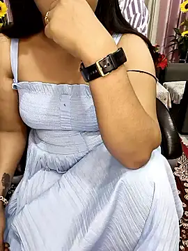 Snapshot of Cute-Raashii chatting on 04/12/26, 10:15 Cute-Raashii online show from 04/12/26, 10:15