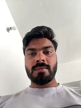 hotboysammy online show from 02/04/25, 05:21