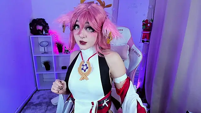 Snapshot of Aki__Ra chatting on 12/28/24, 09:51 Aki Ra online show from 12/28/24, 09:51