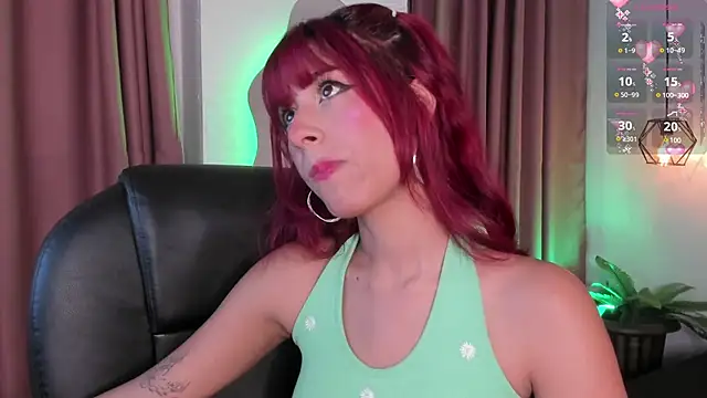 cloe  palmer online show from 03/17/25, 03:07