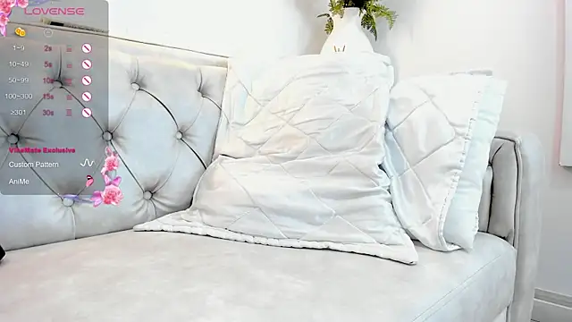 Snapshot of iiris_ chatting on 02/12/25, 04:33 iiris  online show from 02/12/25, 04:33