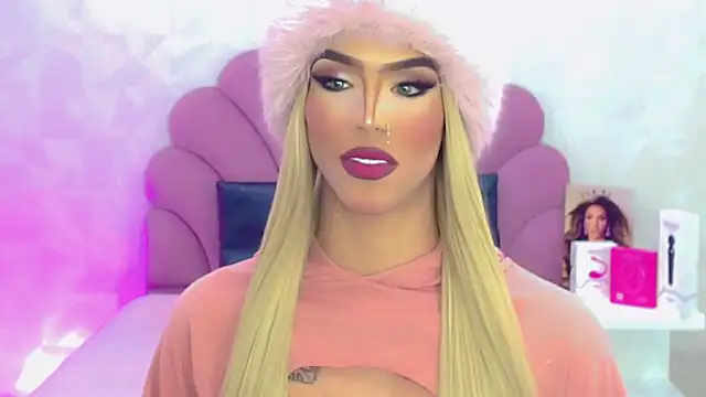 Snapshot of briana_sex32 chatting on 03/11/26, 03:45 briana sex32 online show from 03/11/26, 03:45