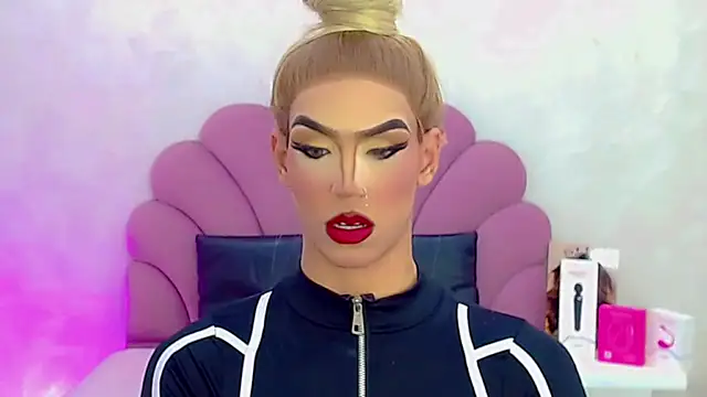 Snapshot of briana_sex32 chatting on 03/12/26, 04:40 briana sex32 online show from 03/12/26, 04:40