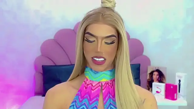 Snapshot of briana_sex32 chatting on 03/14/26, 02:39 briana sex32 online show from 03/14/26, 02:39