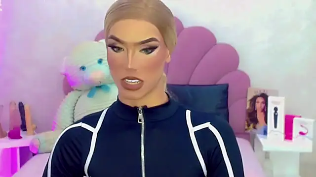 Snapshot of briana_sex32 chatting on 03/22/26, 05:11 briana sex32 online show from 03/22/26, 05:11