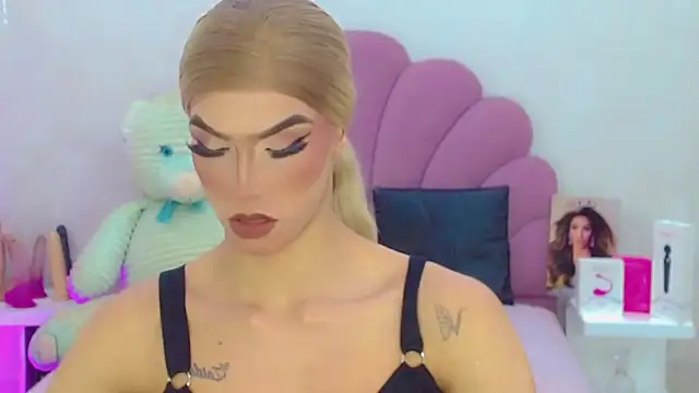 Snapshot of briana_sex32 chatting on 03/23/26, 07:56 briana sex32 online show from 03/23/26, 07:56