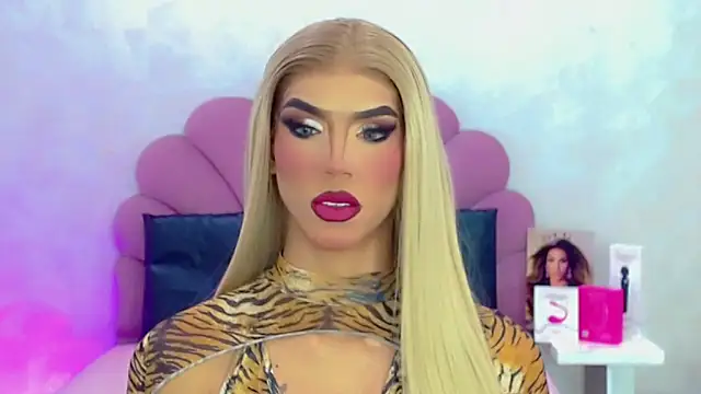 Snapshot of briana_sex32 chatting on 04/12/26, 02:05 briana sex32 online show from 04/12/26, 02:05