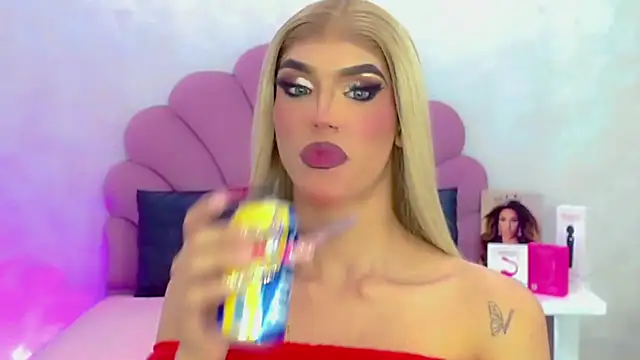 Snapshot of briana_sex32 chatting on 04/12/26, 02:11 briana sex32 online show from 04/12/26, 02:11