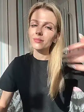 Liya my online show from 12/22/24, 11:44