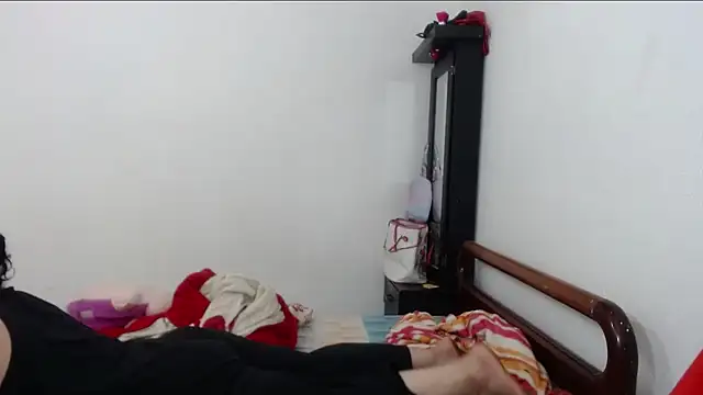 Snapshot of Angelinna_Milf chatting on 09/10/25, 02:44 Angelinna Milf online show from 09/10/25, 02:44