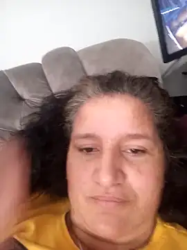 Snapshot of Angelinna_Milf chatting on 10/22/25, 06:07 Angelinna Milf online show from 10/22/25, 06:07