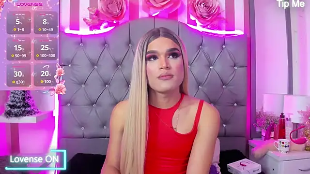 Snapshot of AllisonsweetZ chatting on 12/19/24, 12:45 AllisonsweetZ online show from 12/19/24, 12:45