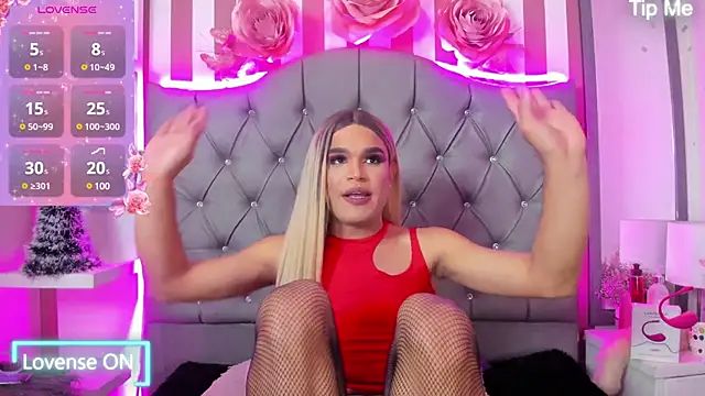 Snapshot of AllisonsweetZ chatting on 12/19/24, 03:52 AllisonsweetZ online show from 12/19/24, 03:52