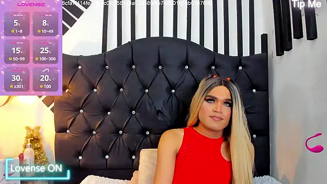 Snapshot of AllisonsweetZ chatting on 12/24/24, 10:39 AllisonsweetZ online show from 12/24/24, 10:39