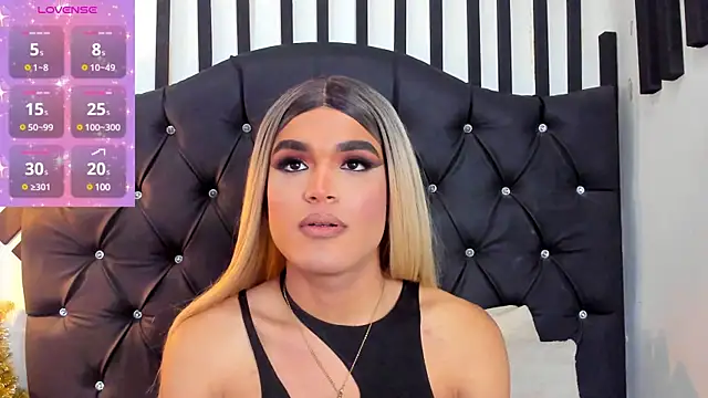 Snapshot of AllisonsweetZ chatting on 01/04/25, 08:05 AllisonsweetZ online show from 01/04/25, 08:05