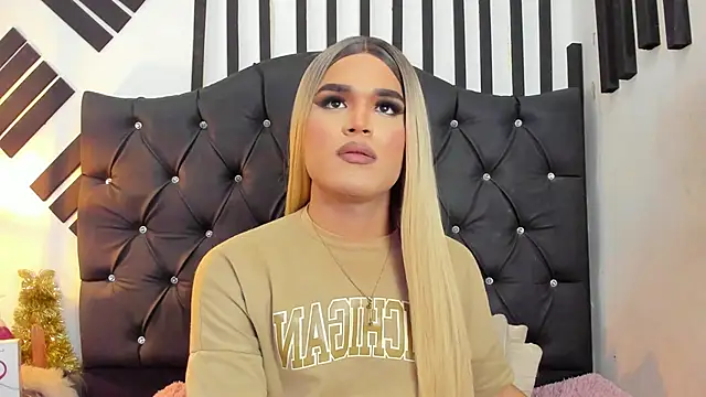 Snapshot of AllisonsweetZ chatting on 01/29/25, 08:04 AllisonsweetZ online show from 01/29/25, 08:04