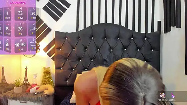 Snapshot of AllisonsweetZ chatting on 02/03/25, 08:13 AllisonsweetZ online show from 02/03/25, 08:13