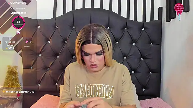 Snapshot of AllisonsweetZ chatting on 02/05/25, 07:42 AllisonsweetZ online show from 02/05/25, 07:42