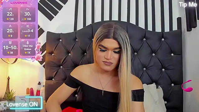 Snapshot of AllisonsweetZ chatting on 02/21/25, 08:05 AllisonsweetZ online show from 02/21/25, 08:05