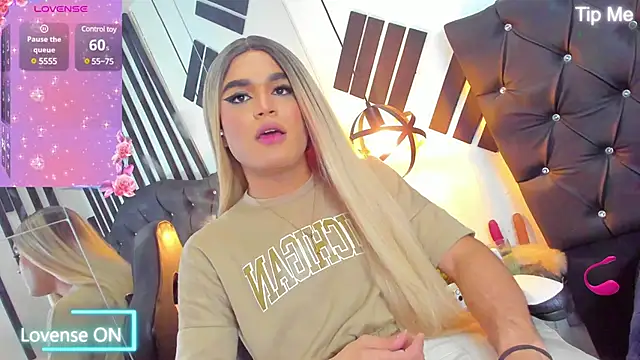 Snapshot of AllisonsweetZ chatting on 02/26/25, 11:04 AllisonsweetZ online show from 02/26/25, 11:04