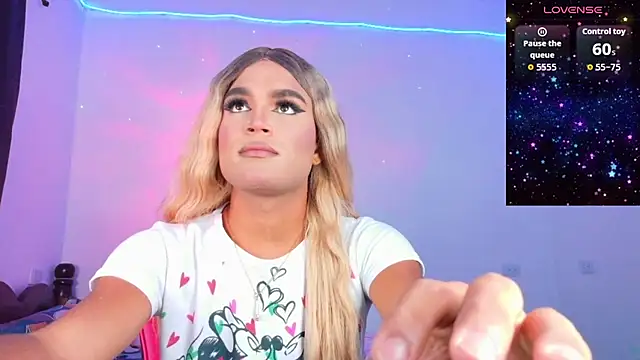 Snapshot of AllisonsweetZ chatting on 09/29/25, 05:29 AllisonsweetZ online show from 09/29/25, 05:29