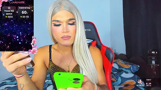 Snapshot of AllisonsweetZ chatting on 06/27/26, 10:37 AllisonsweetZ online show from 06/27/26, 10:37
