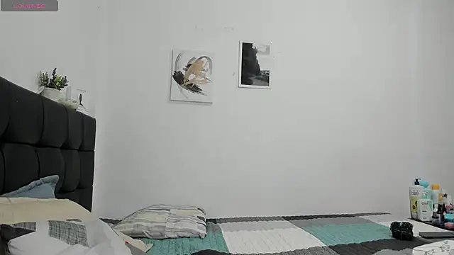 Snapshot of RoddyRich11 chatting on 01/24/25, 10:19 RoddyRich11 online show from 01/24/25, 10:19