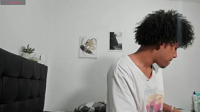 Snapshot of RoddyRich11 chatting on 01/29/25, 02:10 RoddyRich11 online show from 01/29/25, 02:10