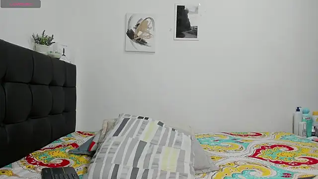 Snapshot of RoddyRich11 chatting on 02/10/25, 11:25 RoddyRich11 online show from 02/10/25, 11:25