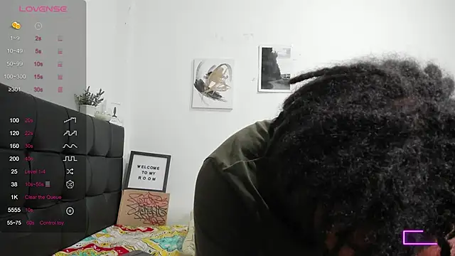 Snapshot of RoddyRich11 chatting on 09/16/25, 12:44 RoddyRich11 online show from 09/16/25, 12:44