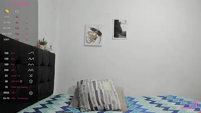 Snapshot of RoddyRich11 chatting on 10/29/25, 11:45 RoddyRich11 online show from 10/29/25, 11:45