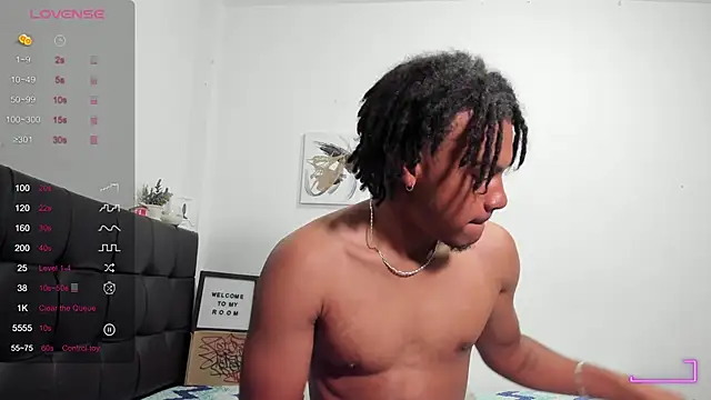 Snapshot of RoddyRich11 chatting on 11/14/25, 11:53 RoddyRich11 online show from 11/14/25, 11:53