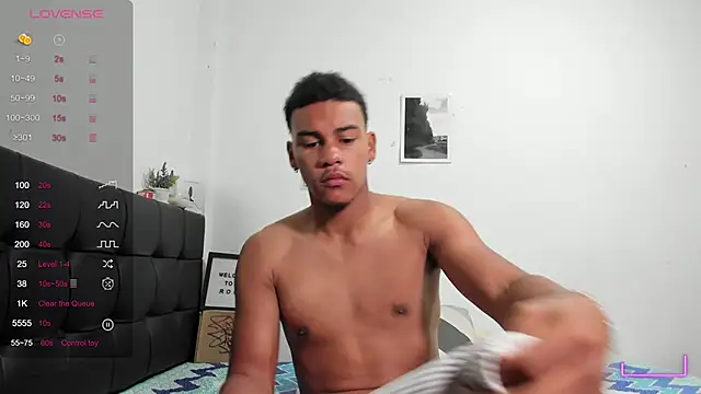 Snapshot of RoddyRich11 chatting on 11/21/25, 11:42 RoddyRich11 online show from 11/21/25, 11:42