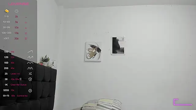 Snapshot of RoddyRich11 chatting on 11/22/25, 12:15 RoddyRich11 online show from 11/22/25, 12:15