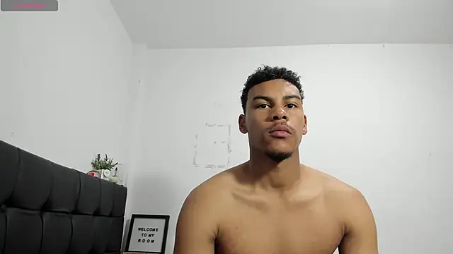 Snapshot of RoddyRich11 chatting on 02/26/26, 12:04 RoddyRich11 online show from 02/26/26, 12:04