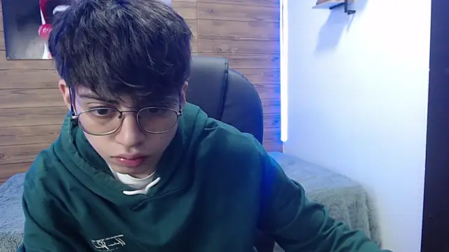 jhoellx online show from 01/07/25, 12:41