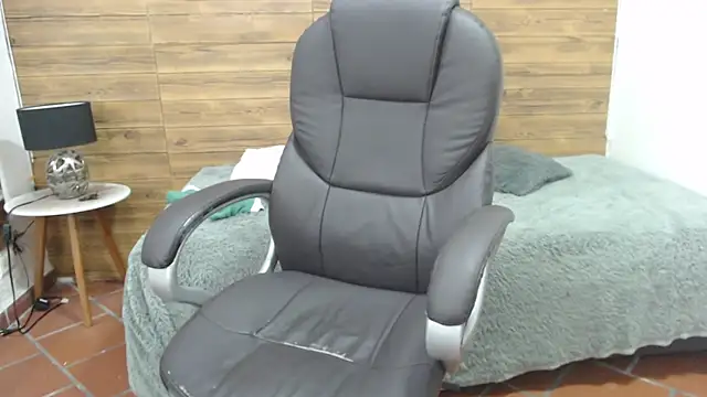 jhoellx online show from 01/10/25, 06:17