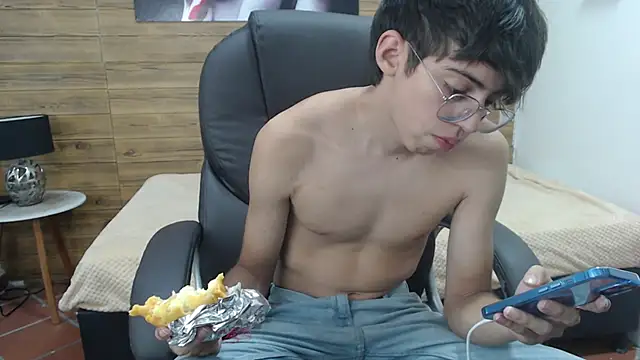 jhoellx online show from 02/18/25, 03:54