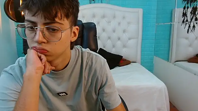 jhoellx online show from 09/21/25, 01:02