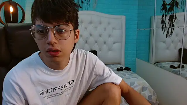 jhoellx online show from 10/19/25, 01:01