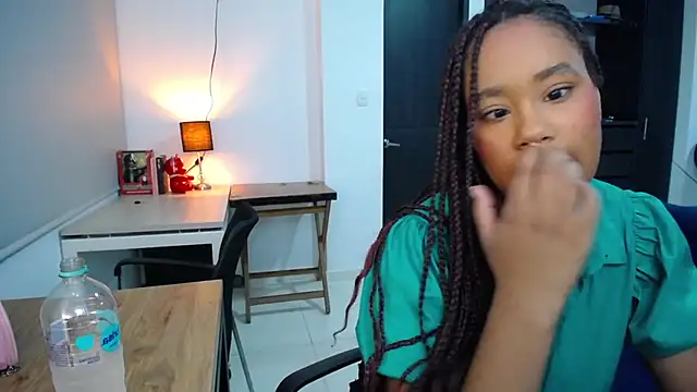 Snapshot of diabla_sexyboobs chatting on 03/17/26, 11:19 diabla sexyboobs online show from 03/17/26, 11:19