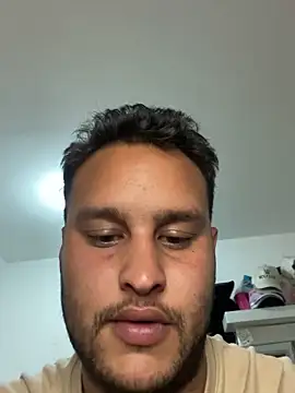 Snapshot of Cristian_099 chatting on 09/14/25, 02:49 Cristian 099 online show from 09/14/25, 02:49