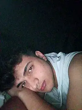 boy 3835 online show from 03/17/25, 03:47