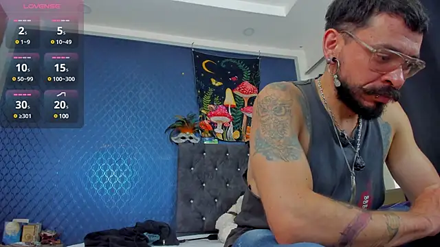 Snapshot of leondevereda chatting on 03/22/25, 08:26 leondevereda online show from 03/22/25, 08:26