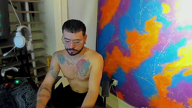 Snapshot of leondevereda chatting on 09/20/25, 12:55 leondevereda online show from 09/20/25, 12:55