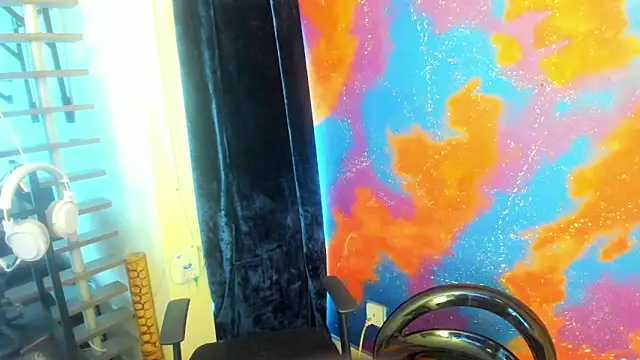 Snapshot of leondevereda chatting on 10/14/25, 08:53 leondevereda online show from 10/14/25, 08:53