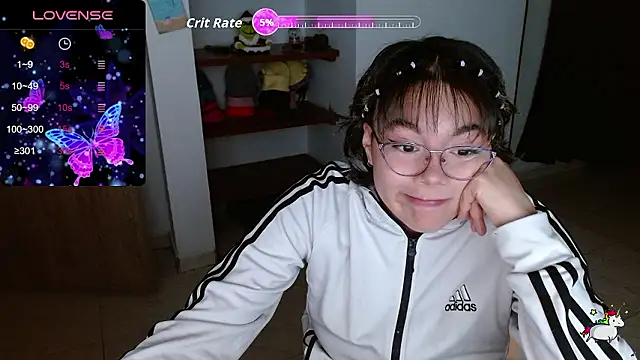 TRIXIE TANG28 online show from 01/09/26, 12:57